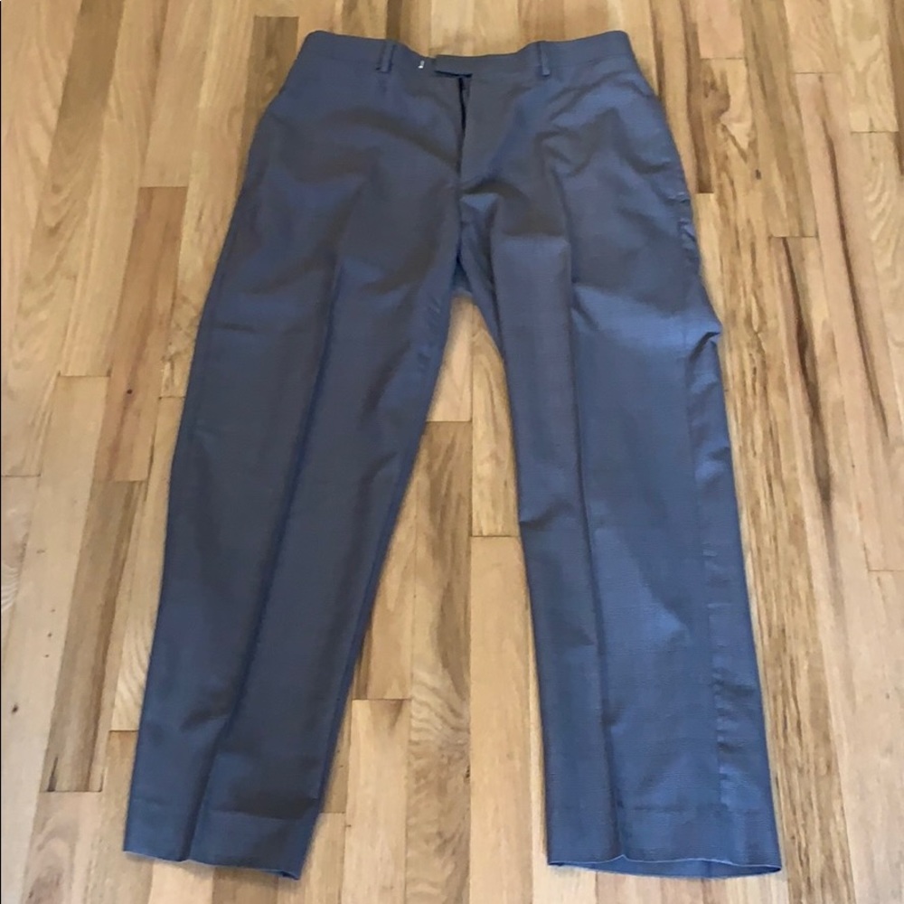 Perry Ellis 33/32 Dress Pants